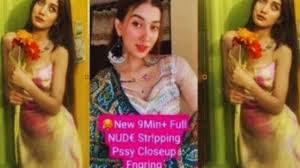 Vandana Mishra Exposes Herself Live in Explicit Session