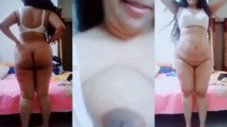 Aunty revealed in explicit nude MMS footage